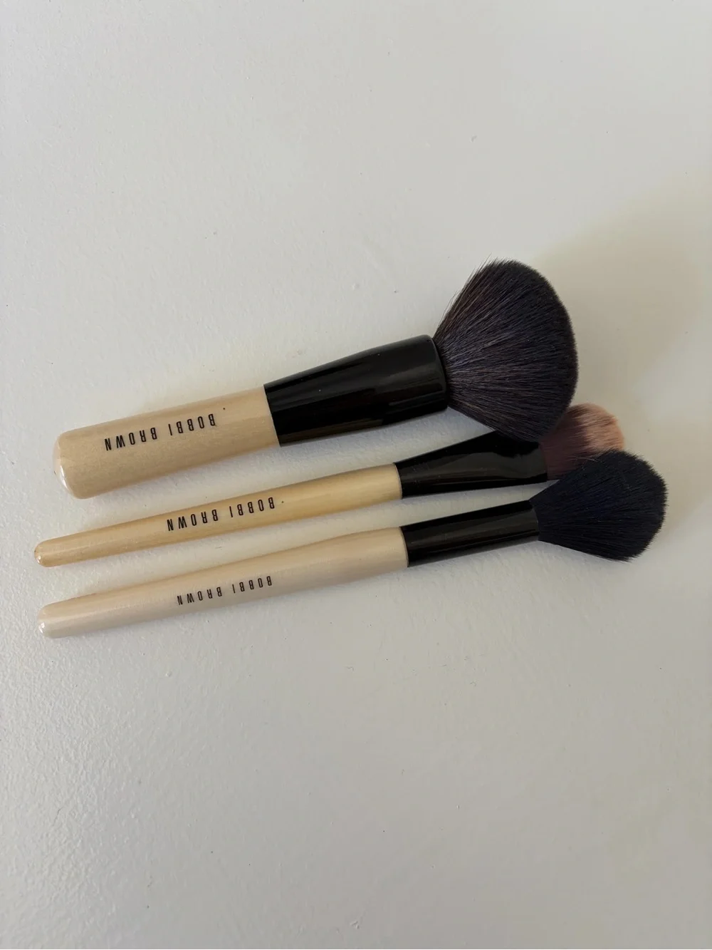 Bobbi Brown Beige Handle 3-Piece Makeup Brush Set with Black Ferrules